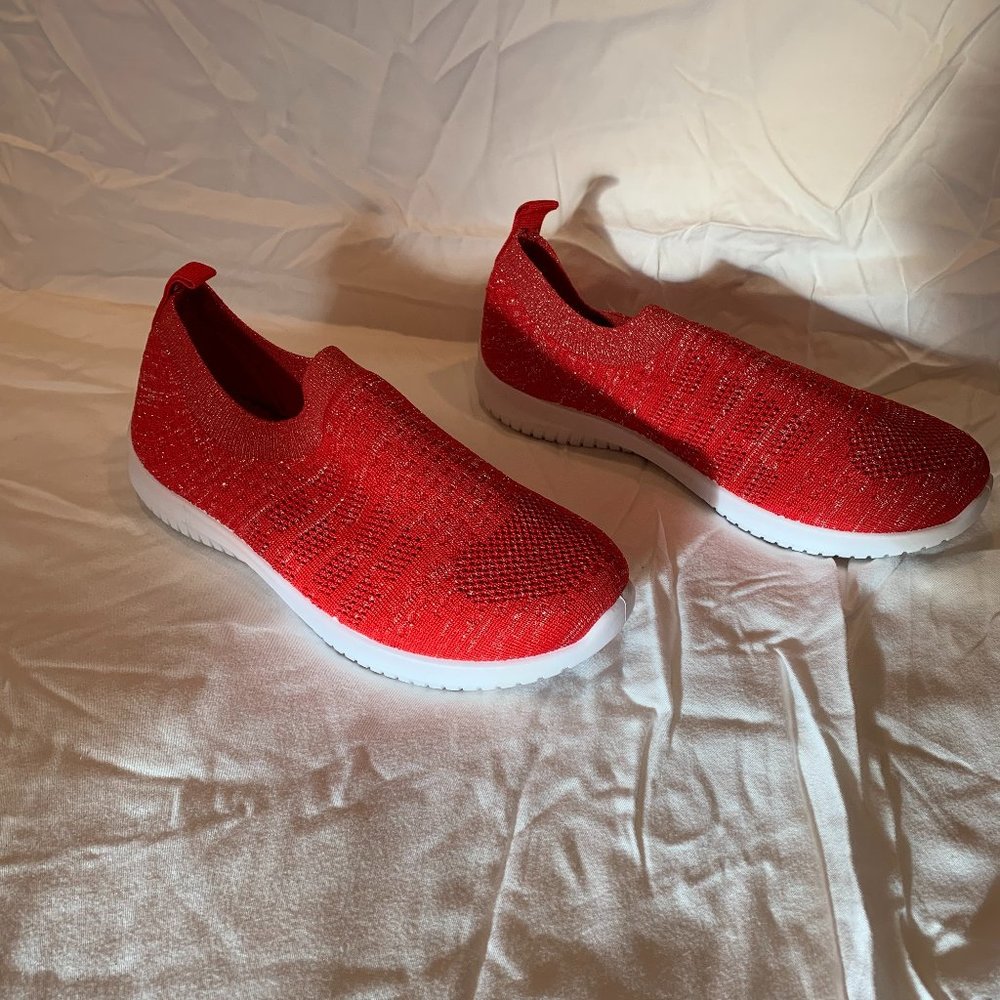 H2K sz 9 Red Sparkle Fancy slip on sneakers NEW